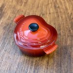 可愛いル・クルーゼ『ミニチュアマグネット』をダイドードリンコ商品を買ってGET! 「ル・クルーゼ」ミニチュアマグネット